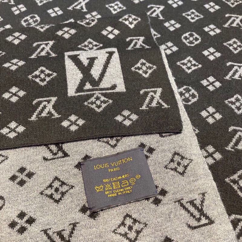 Louis Vuitton Scarf